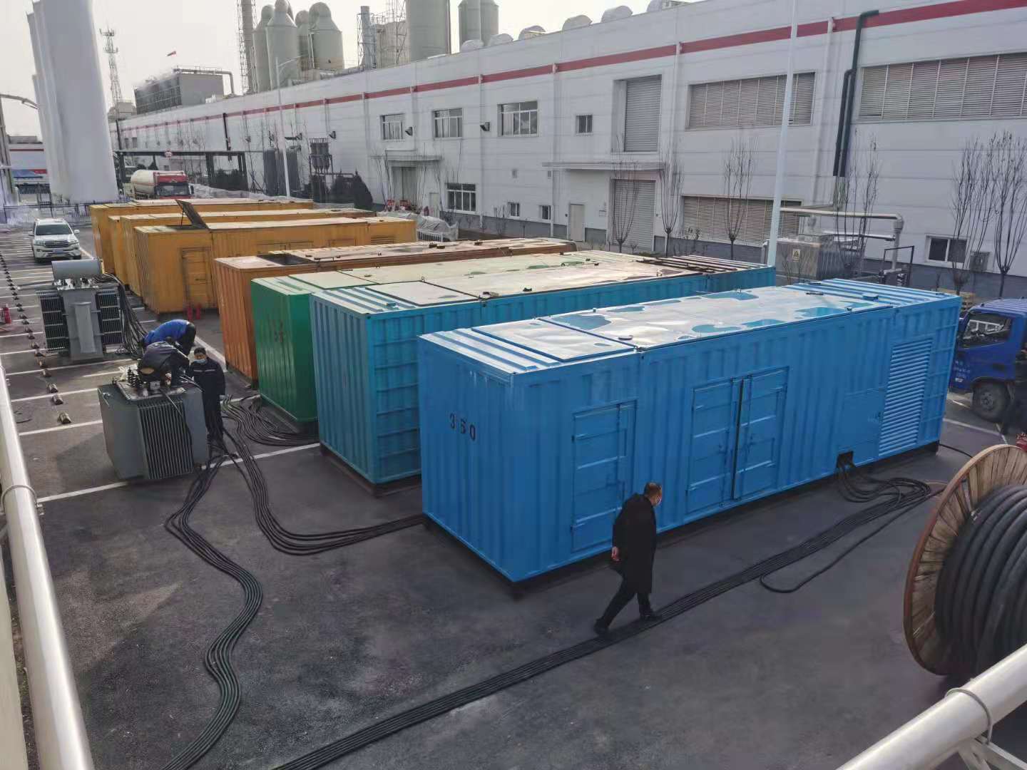 济源发电机出租-两相发电机与三相发电机有何区别?